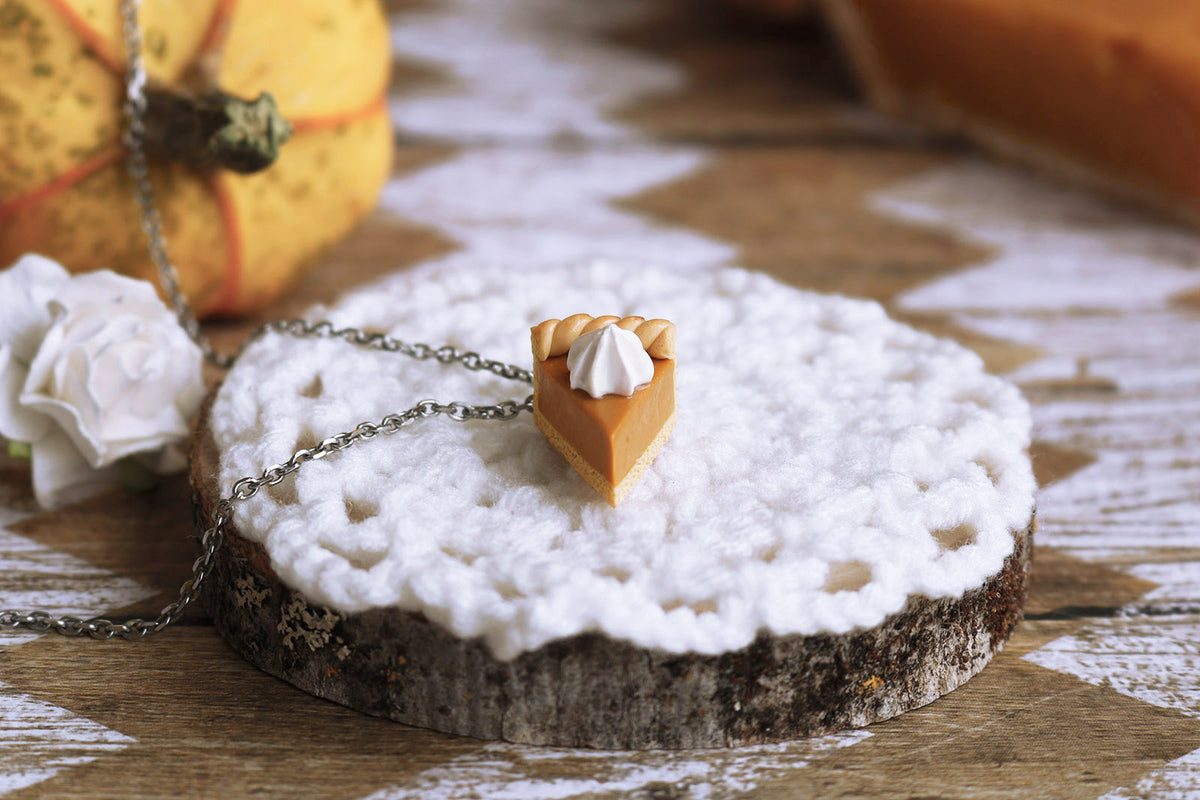polinacreations Handmade jewelry Polymer Clay Pumpkin Pie Necklace. Pumpkin Pie charm orange charm Orange jewelry orange necklace Fake Food Necklace Pumpkin Pie jewelry Miniature Food autumn jewelry fall jewelry mini food jewelry gift for her Thanksgiving gift Thanksgiving jewelry holiday jewelry pumpkin charm gift for woman pastry jewelry pastry pendant