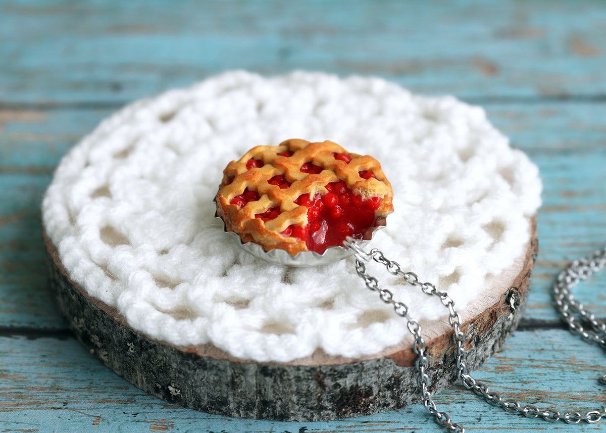 Polinacreations Handmade Jewelry Cherry Pie Pendant Cherry Pie Necklace,Miniature Food Jewelry Cherry Jewelry Red Necklace Cherry Necklace red jewelry red necklace Fake food jewelry mini food charm pie charm circle necklace red circle charm pastry jewelry pastry charm gift for her gift for woman bottle cap jewelry fruit jewelry