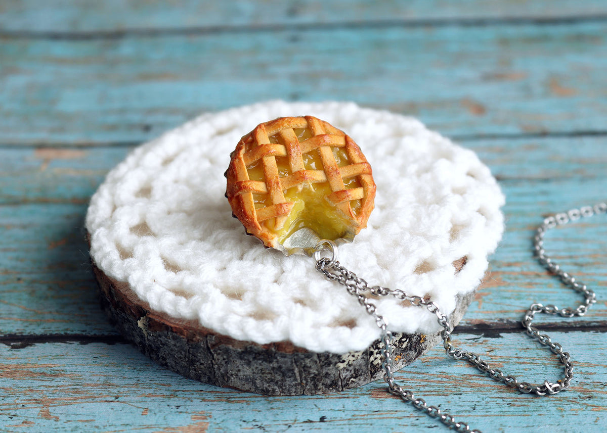 Polinacreations Handmade Jewelry apple Pie Pendant apple Pie Necklace,Miniature Food Jewelry apple Jewelry yellow Necklace yellow charm yellow jewelry yellow necklace Fake food jewelry mini food charm pie charm circle necklace orange circle charm pastry jewelry pastry charm gift for her gift for woman bottle cap jewelry berry necklace berry charm fruit jewelry fruit necklace