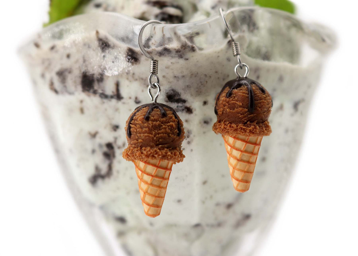 polinacreations Handmade jewelry chocolate Ice Cream Waffle Cone Earrings, Ice Cream Earrings chocolate Earrings chocolate jewelry waffle Jewelry waffle earrings Fake Food Earrings miniature food jewelry mini food earrings food charm brown jewelry brown earrings gift for her polymer clay jewelry ice cream charm summer jewelry