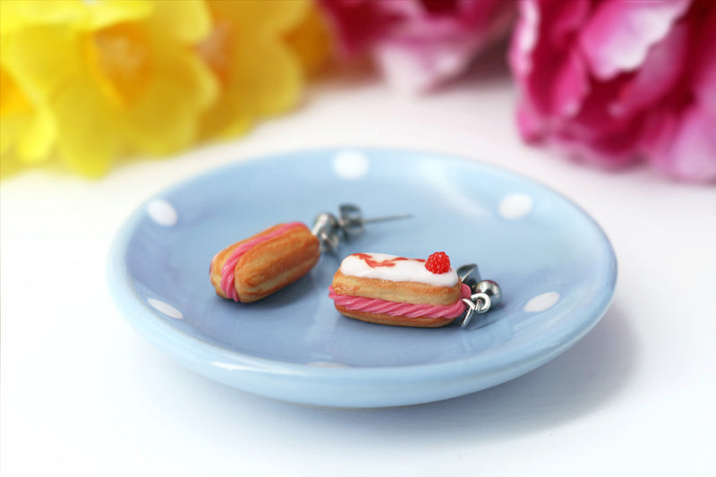 products/handmade_polymer_clay_eclair_stud_earrings_topped_with_white_chocolate_and_raspberries_3.jpg