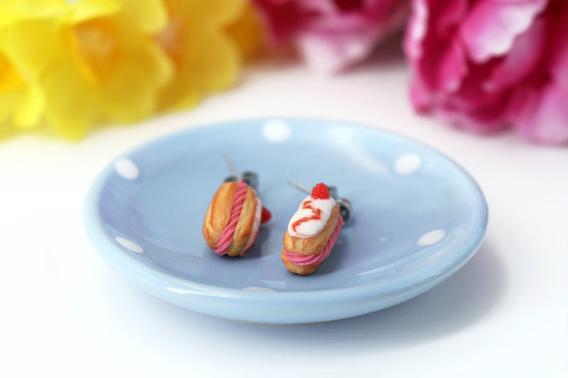 products/handmade_polymer_clay_eclair_stud_earrings_topped_with_white_chocolate_and_raspberries_5.jpg