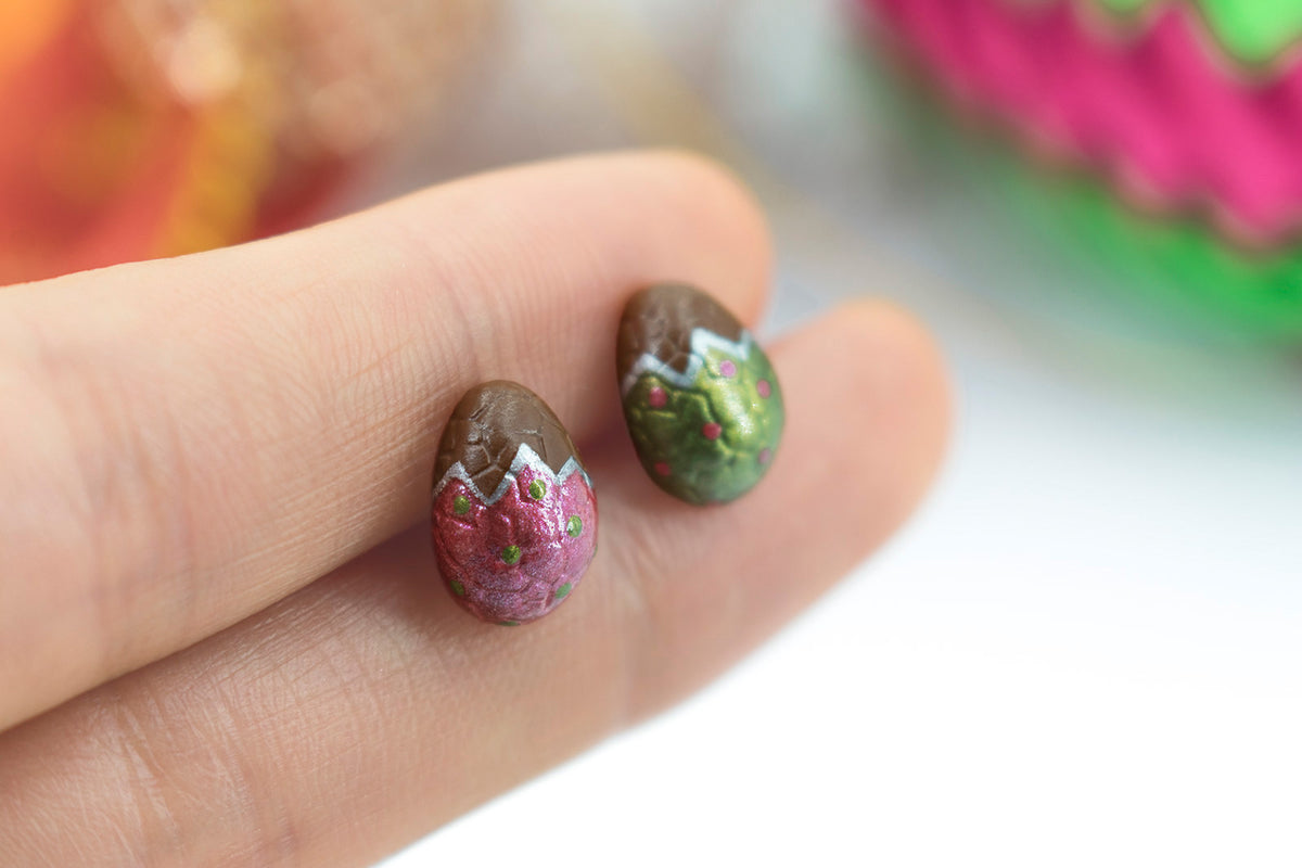 polinacreations handmade jewelry holiday jewelry Metallic Green & Red Color Easter Chocolate Egg Stud Earrings. Chocolate Egg earrings. Easter earrings. Easter egg earrings polka jewelry foiled chocolate egg earrings foiled Easter egg jewelry small cute earrings asymmetrical earrings green jewelry red jewelry metallic earrings polina creations polymer clay jewelry fake food jewelry miniature food mini food earrings chocolate jewelry