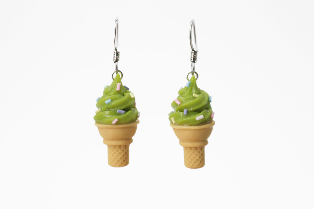 polinacreations Handmade Jewelry Pistachio Ice Cream Sugar Cone Earrings Topped with Sprinkles. Ice cream Earrings, Lime Green Earrings Fake Food Jewelry Kawaii miniature food jewelry mini food earrings green jewelry green earrings gift for her gift for woman girl rainbow jewelry sprinkle earrings polina creations jewellery