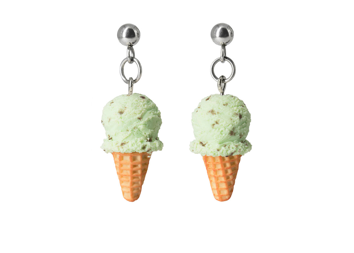 polinacreations Handmade Mint Chocolate Chip Ice Cream Stud Dangle Earrings, Ice Cream Earrings Ice cream Jewelry Cute earrings Waffle Cone green jewelry polymer clay fake food jewelry trends