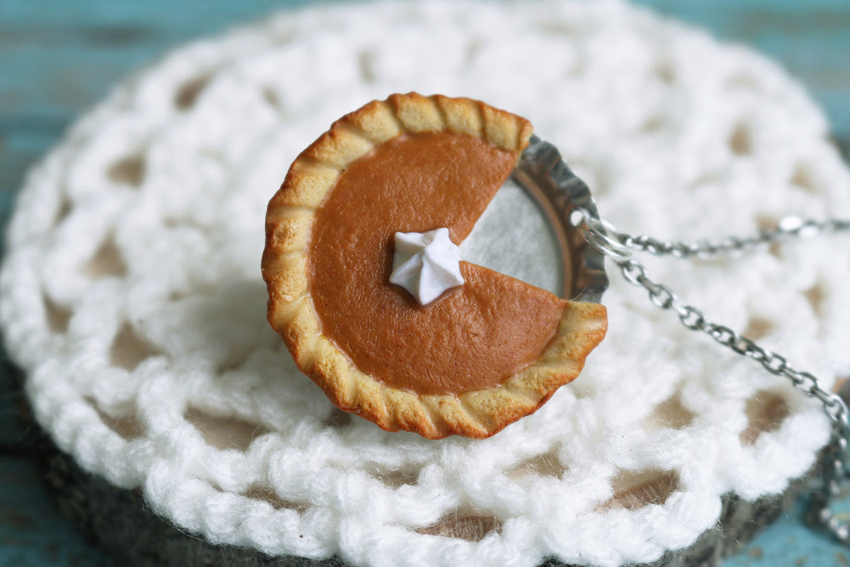 polinacreations Handmade jewelry Polymer Clay Pumpkin Pie Necklace. Pumpkin Pie charm orange charm Orange jewelry orange necklace Fake Food Necklace Pumpkin Pie jewelry Miniature Food autumn jewelry fall jewelry mini food jewelry gift for her Thanksgiving gift Thanksgiving jewelry holiday jewelry pumpkin charm gift for woman