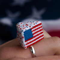 Handmade Polymer Clay American Flag Cake Silver Plated Ring, usa flag, american flag, american flag jewelry, american flag earrings, flag jewelry, american flag ring, flag ring, usa flag ring, usa flag jewelry, gift ,gift for her, sweet jewelry, cake jewelry, cake earrings, sweet earrings, for girls, gift ideas, fake food jewelry, food jewelry, miniature food, food earrings, doll house miniature, dollhouse miniature, for woman, red, white, blue