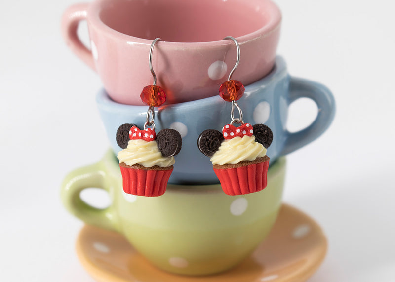 products/Handmade_polymer_clay_Oreo_mickey_mouse_cupcake_earrings_4_1.jpg