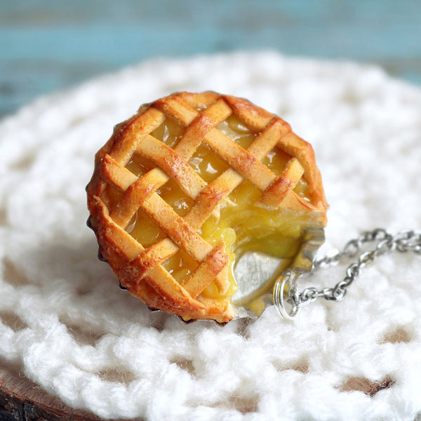 Polinacreations Handmade Jewelry apple Pie Pendant apple Pie Necklace,Miniature Food Jewelry apple Jewelry yellow Necklace yellow charm yellow jewelry yellow necklace Fake food jewelry mini food charm pie charm circle necklace orange circle charm pastry jewelry pastry charm gift for her gift for woman bottle cap jewelry berry necklace berry charm fruit jewelry fruit necklace