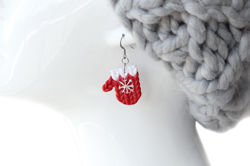 products/handmade_Christmas_Knitted_Mitten_Polymer_Clay_Earrings_6.jpg