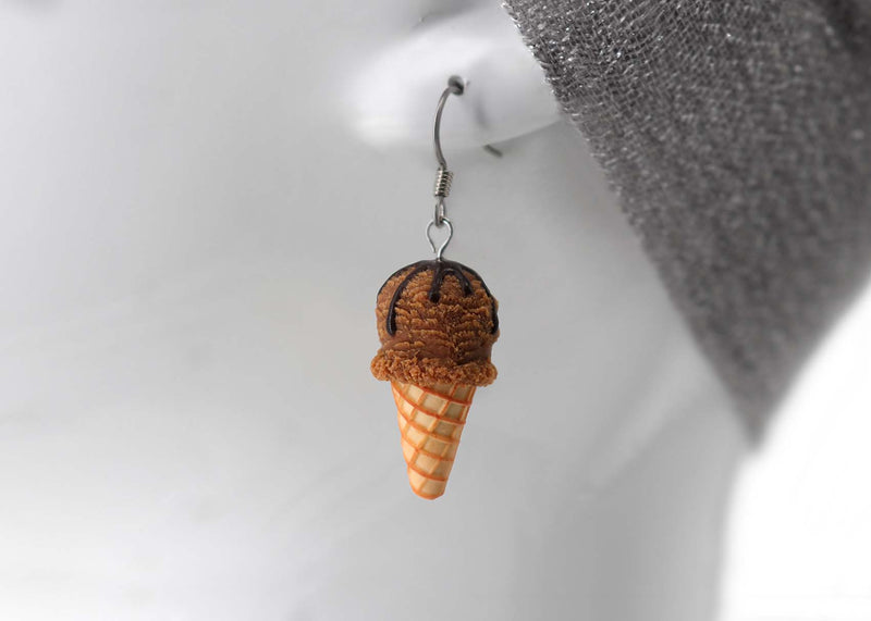 products/handmade_polymer_clay_chocolate_cream_earrings_5.jpg