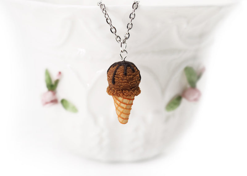products/handmade_polymer_clay_chocolate_ice_cream_waffle_cone_pendant_2.jpg
