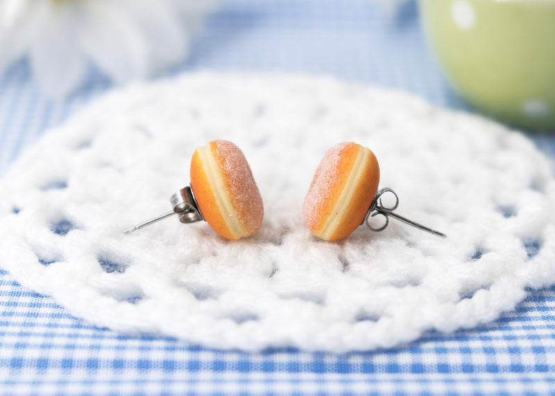 products/handmade_polymer_clay_donut_stud_earrings_topped_with_sugar_6.jpg