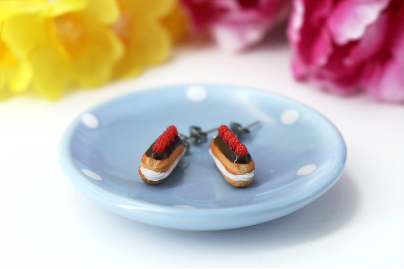 products/handmade_polymer_clay_eclair_stud_earrings_topped_with_chocolate_and_raspberries_3.jpg