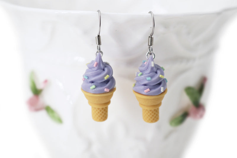 products/handmade_polymer_clay_lavander_ice_cream_sugar_cone_earrings_1.jpg