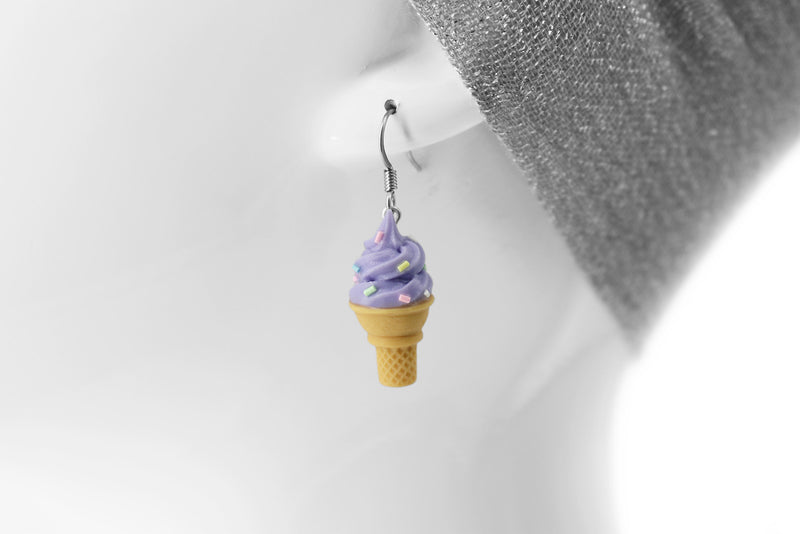 products/handmade_polymer_clay_lavander_ice_cream_sugar_cone_earrings_3-2.jpg