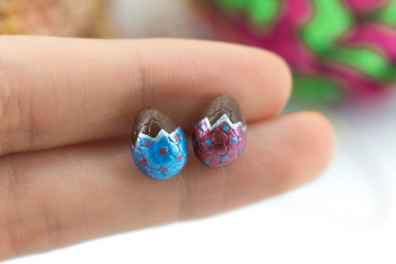 products/handmade_polymer_clay_metallic_blue_red_color_easter_chocolate_egg_stud_earrings_1.jpg