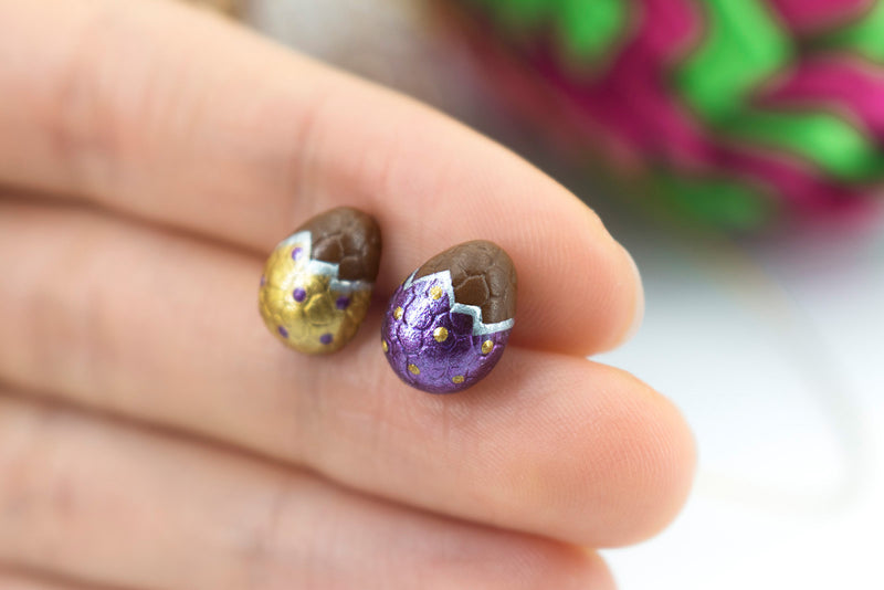 products/handmade_polymer_clay_metallic_gold_purple_color_easter_chocolate_egg_stud_earrings_5-2.jpg