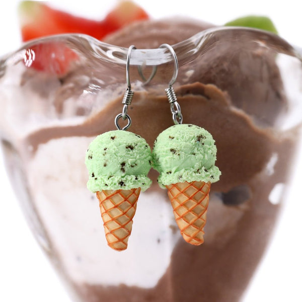 polinacreations Handmade jewelry mint chocolate chip Ice Cream Waffle Cone Earrings, Ice Cream Earrings mint green Earrings mint jewelry waffle Jewelry Fake Food Earrings miniature food jewelry mini food earrings food charm