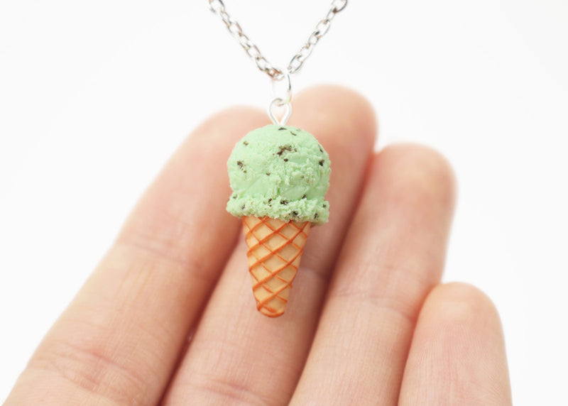 products/handmade_polymer_clay_mint_ice_cream_waffle_cone_pendant_3.jpg