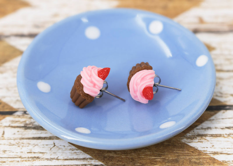 products/handmade_polymer_clay_pink_frosting_chocolate_cupcake_stud_earrings_4.jpg