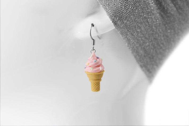 products/handmade_polymer_clay_pink_ice_cream_sugar_cone_earrings_3.jpg
