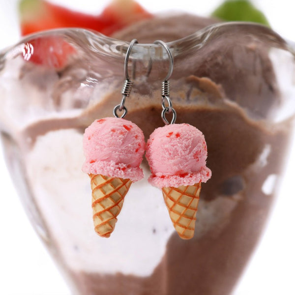 polinacreations Handmade jewelry Strawberry Ice Cream Waffle Cone Earrings, Ice Cream Earrings Strawberry Earrings Pink Earrings Red Jewelry Fake Food Earrings miniature food jewelry mini food earrings food charm