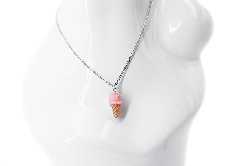 products/handmade_polymer_clay_strawberry_ice_cream_waffle_cone_pendant_4.jpg