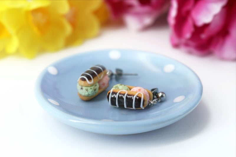 products/handmade_polymer_clay_stuffed_eclair_stud_earrings_with_ice_cream_2.jpg