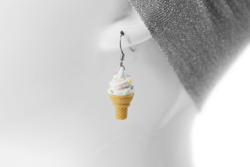 products/handmade_polymer_clay_white_ice_cream_sugar_cone_earrings_3_crop.jpg