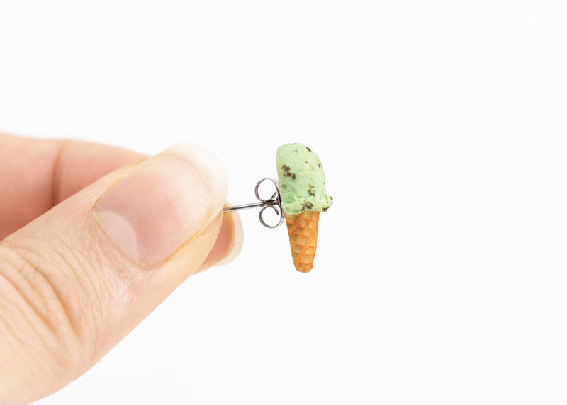 products/mint_ice_cream_waffle_cone_stud_earrings_5.jpg