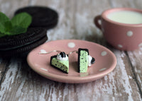 polinacreations Handmade Jewelry Mint Chocolate Chip Ice Cream Pie Earrings, Mint Green Earrings Miniature Food Jewelry Fake Food Jewelry Cute Earrings green jewelry gift for her gift for woman oreo jewelry mini food jewelry oreo earrings cookie jewelry cookie earrings cheesecake jewelry cheesecake earrings cute earrings dessert jewelry kawaii jewellery polina creations