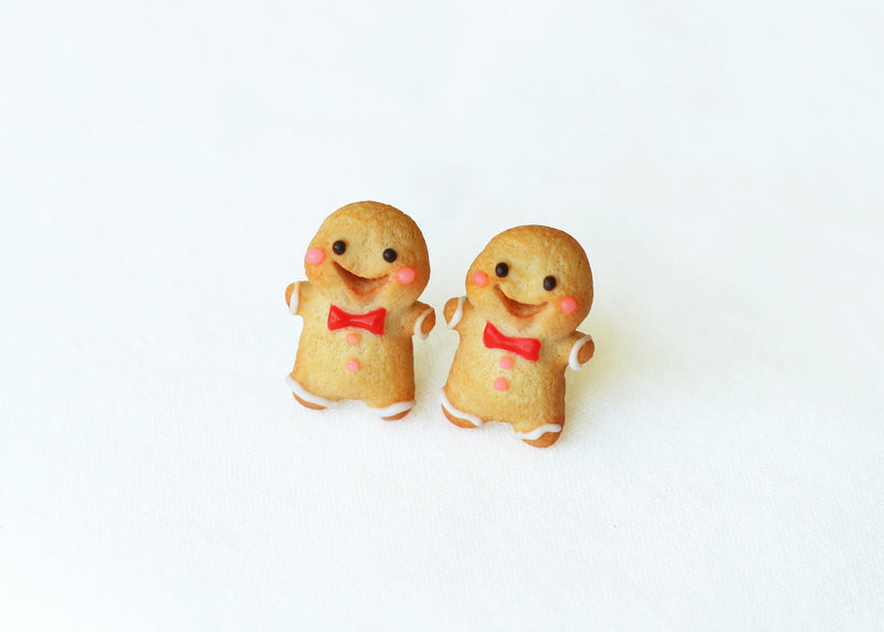 products/polymer_clay_gingerbread_man_cookie_earrings_6.jpg