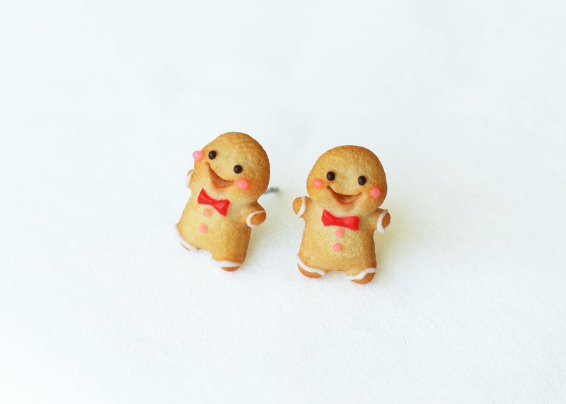 products/polymer_clay_gingerbread_man_cookie_earrings_7.jpg