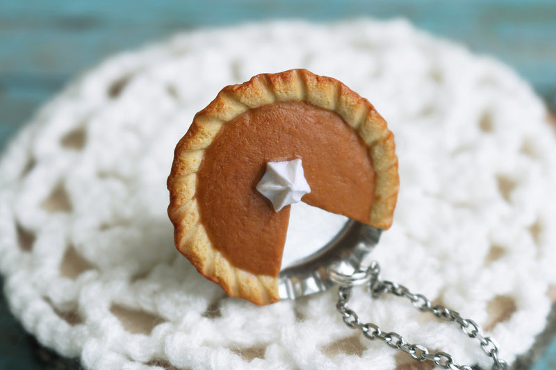 products/pumpkin_pie_pendant_4.jpg