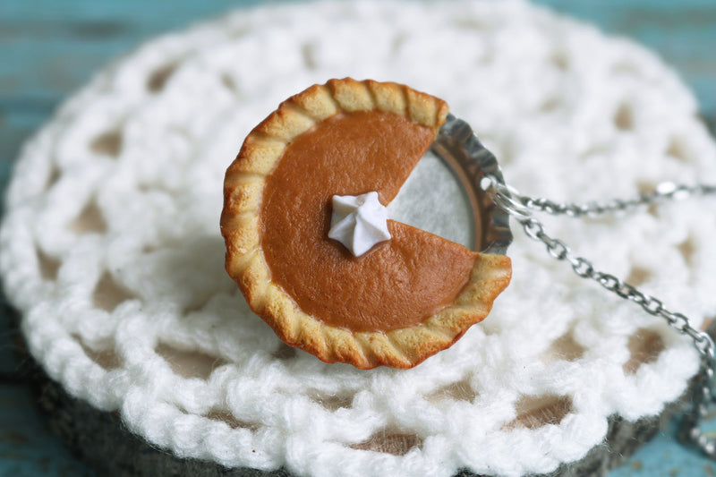 products/pumpkin_pie_pendant_5.jpg