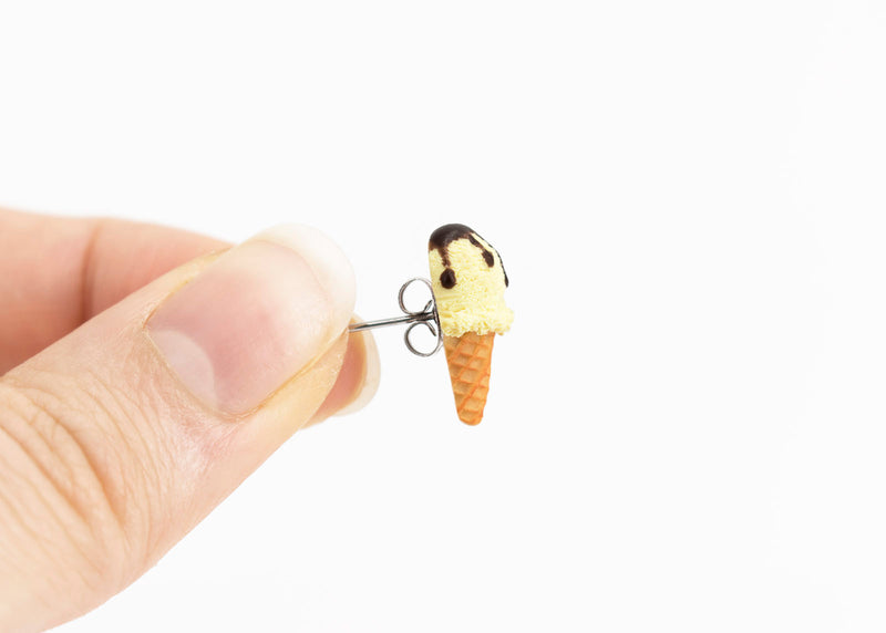 products/vanilla_ice_cream_waffle_cone_stud_earrings_4.jpg